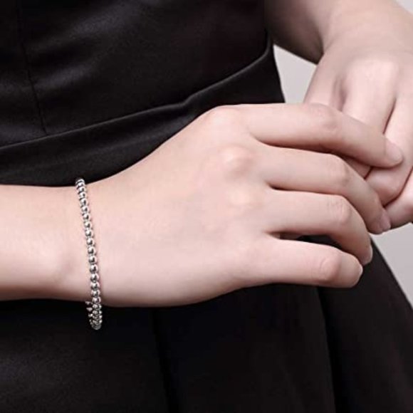 Sterling Silver Bead/Ball Bracelet - Picture 2 of 2